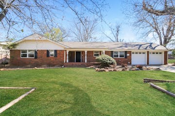 1512 Vine St Norman, OK 73072